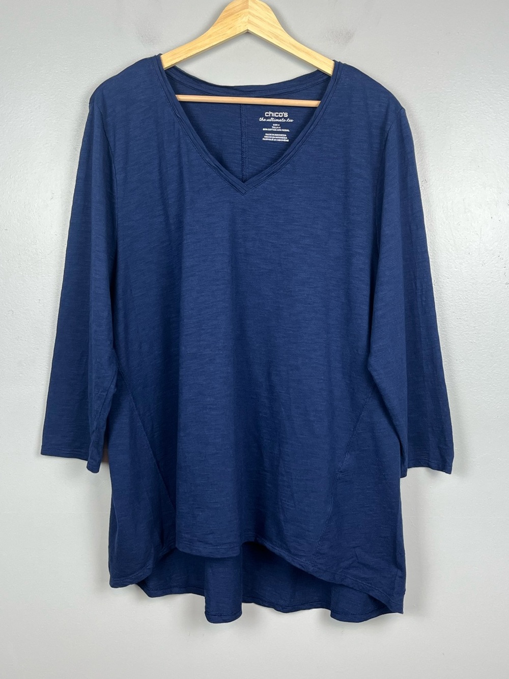 Chico’s The Ultimate Tee blue cotton modal hi lo 3/4 sleeve t-shirt, 4 = XXL.